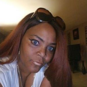 Meet your Posher, Ramona